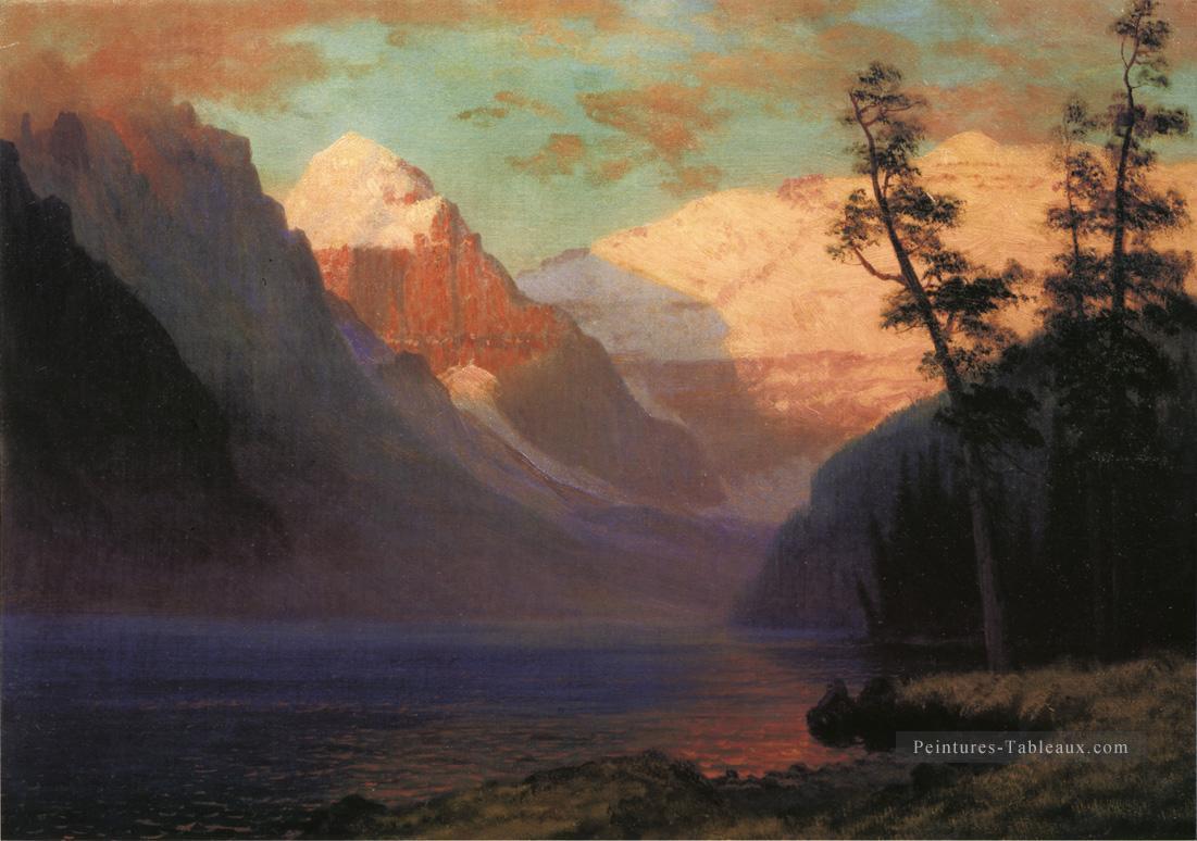 Soirée Glow Lake Louise Albert Bierstadt paysage Peintures à l'huile